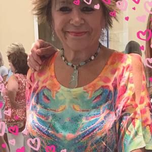 Meet your Posher, Andrea